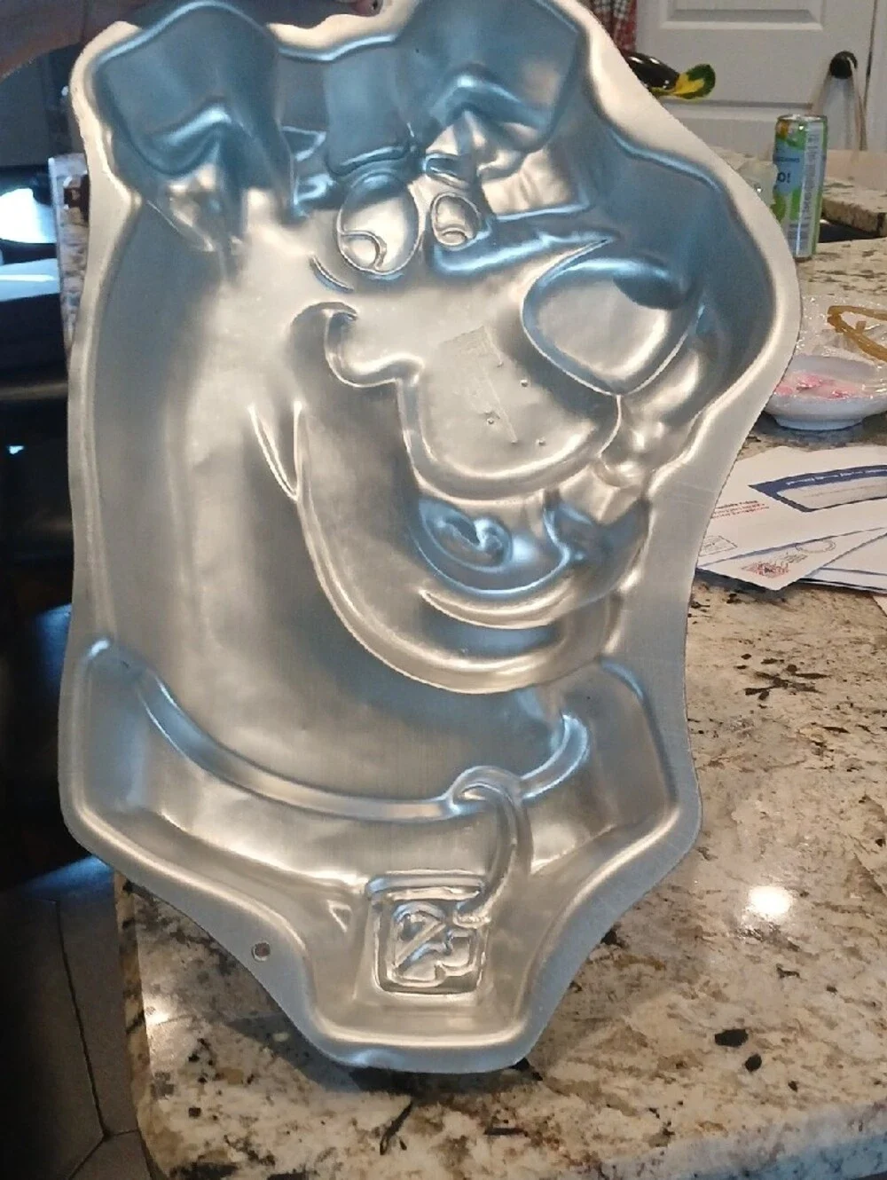Scooby Doo 1999 Wilton Silver Character Cake Pan